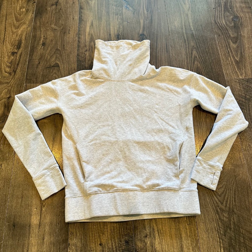 Guc Lululemon Make A Move Long Sleeve Cowl Neck Pullover, Light Gray, Size: 4
